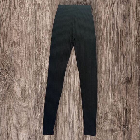 ASOS Design Black Ribbed Tall Leggings - Picture 2 of 5